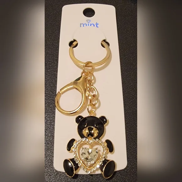 Black 🧸 Keychain - Picture 2 of 2